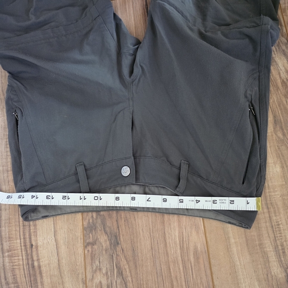 REI Gray Cargo Convertible Pants Durable Straight Leg Size 4P - Picture 8 of 12